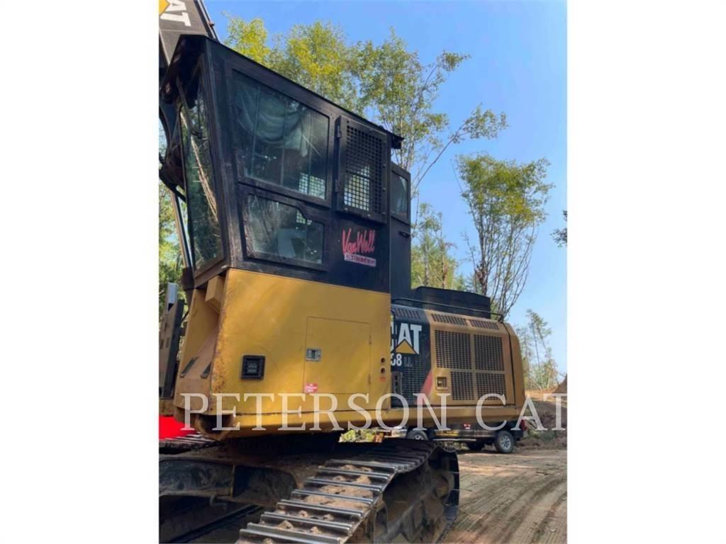 CAT 568 林業用曳引機