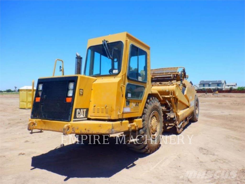 CAT 613C 刮土機