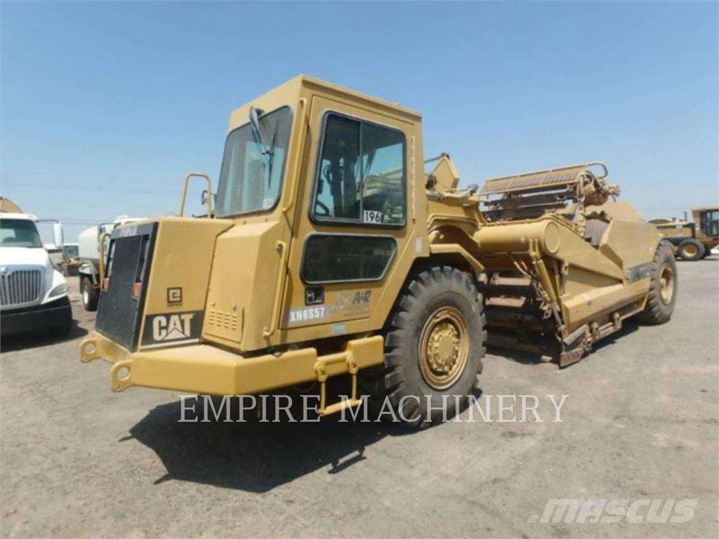 CAT 613C 刮土機