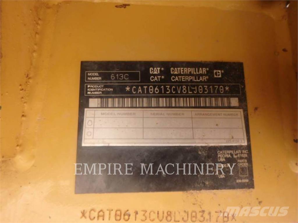 CAT 613C 刮土機