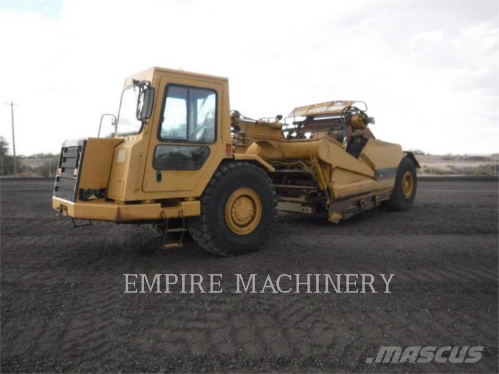 CAT 613C 刮土機