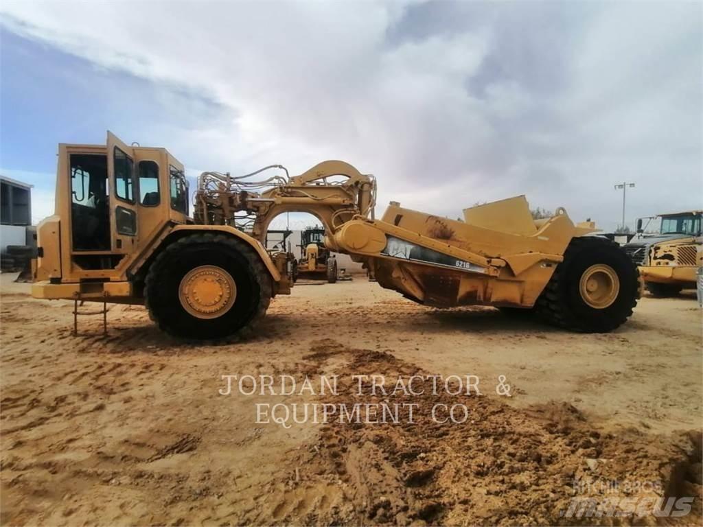 CAT 621G 刮土機