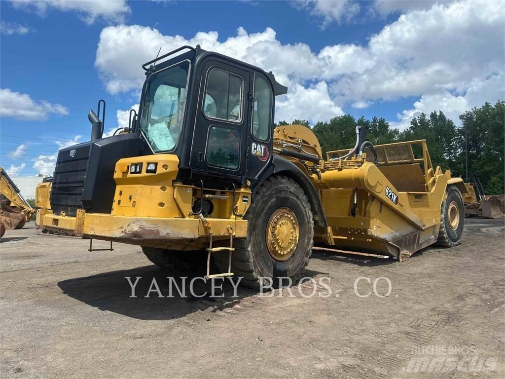CAT 621K 刮土機