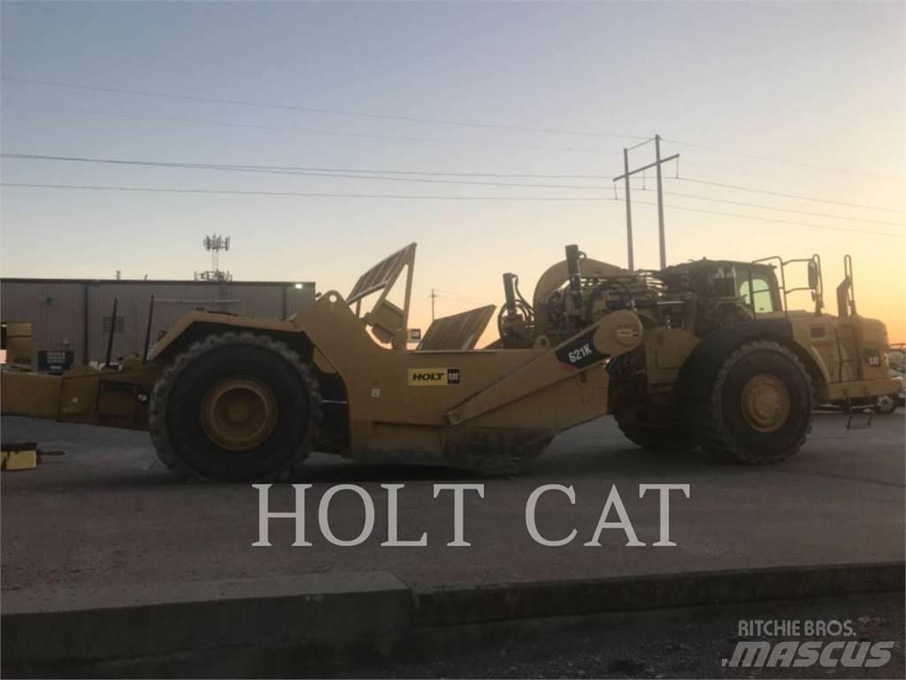 CAT 621K 刮土機