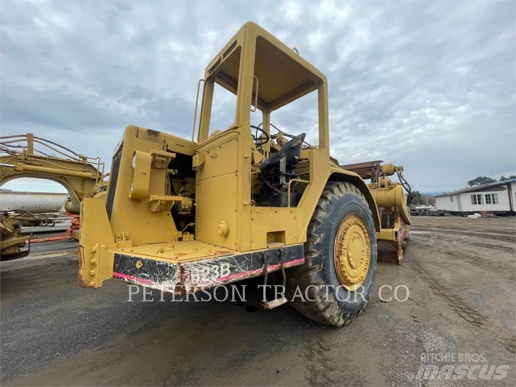 CAT 623B 刮土機