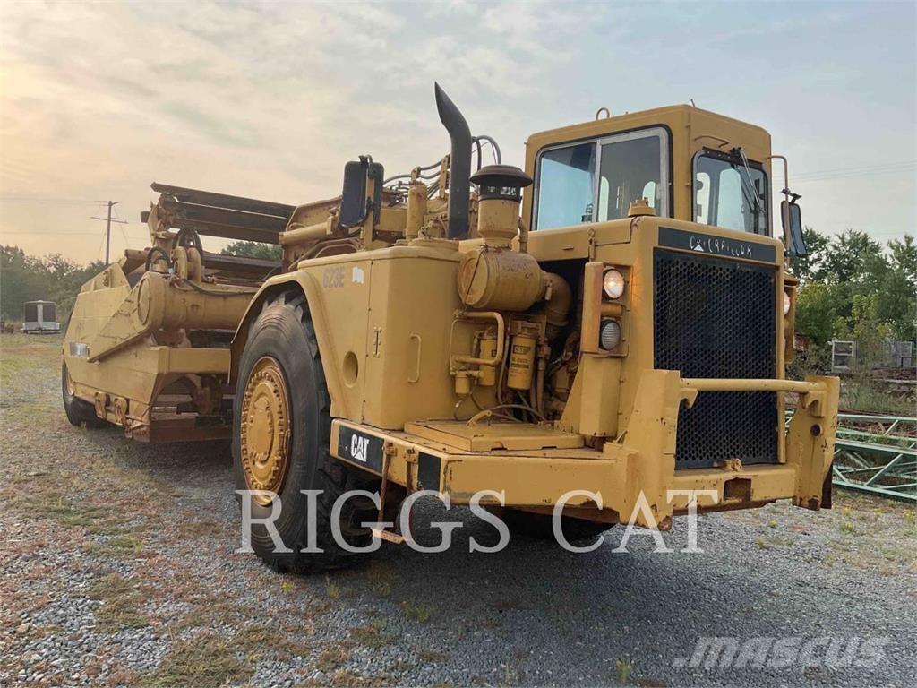 CAT 623B 刮土機