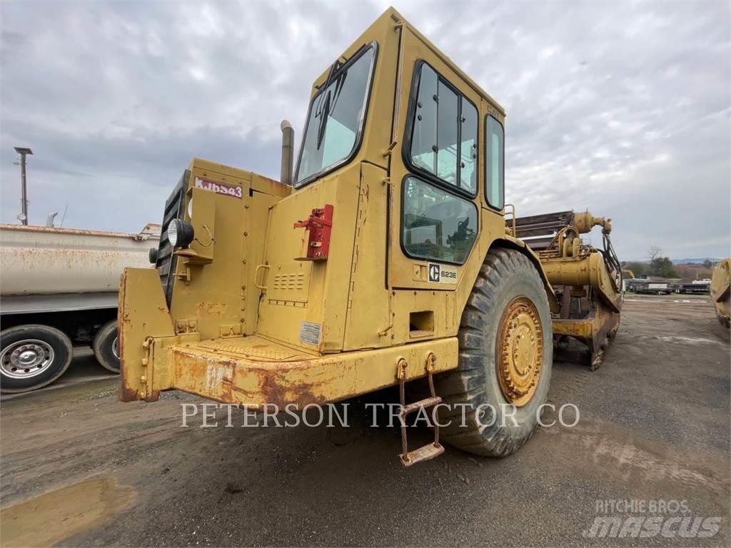 CAT 623E 刮土機