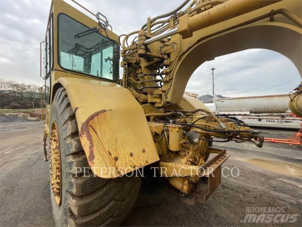 CAT 623E 刮土機