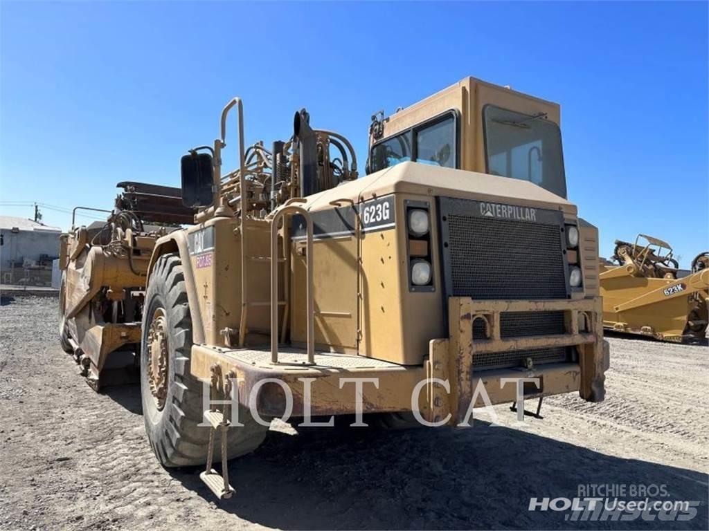 CAT 623G 刮土機