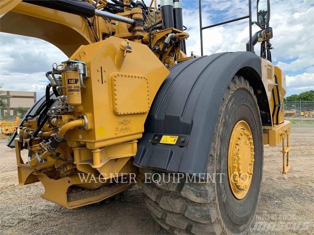 CAT 623K 刮土機