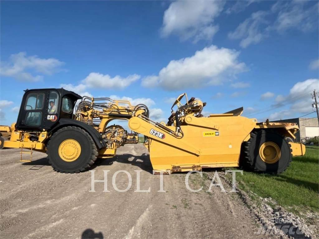 CAT 623K 刮土機