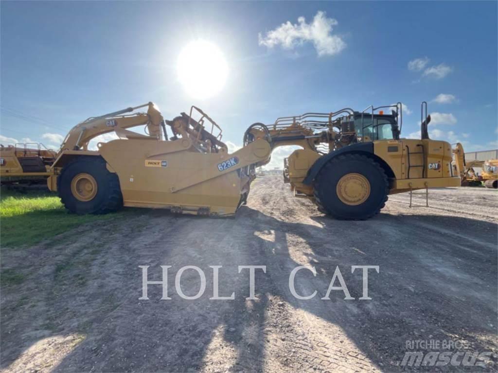 CAT 623K 刮土機