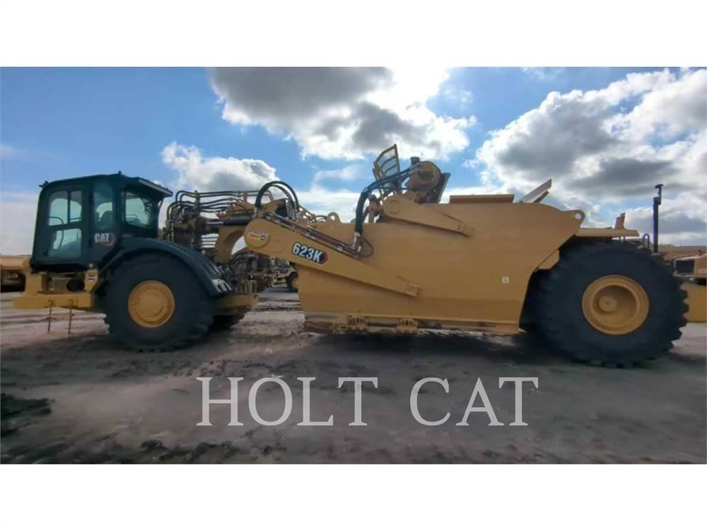 CAT 623K 刮土機