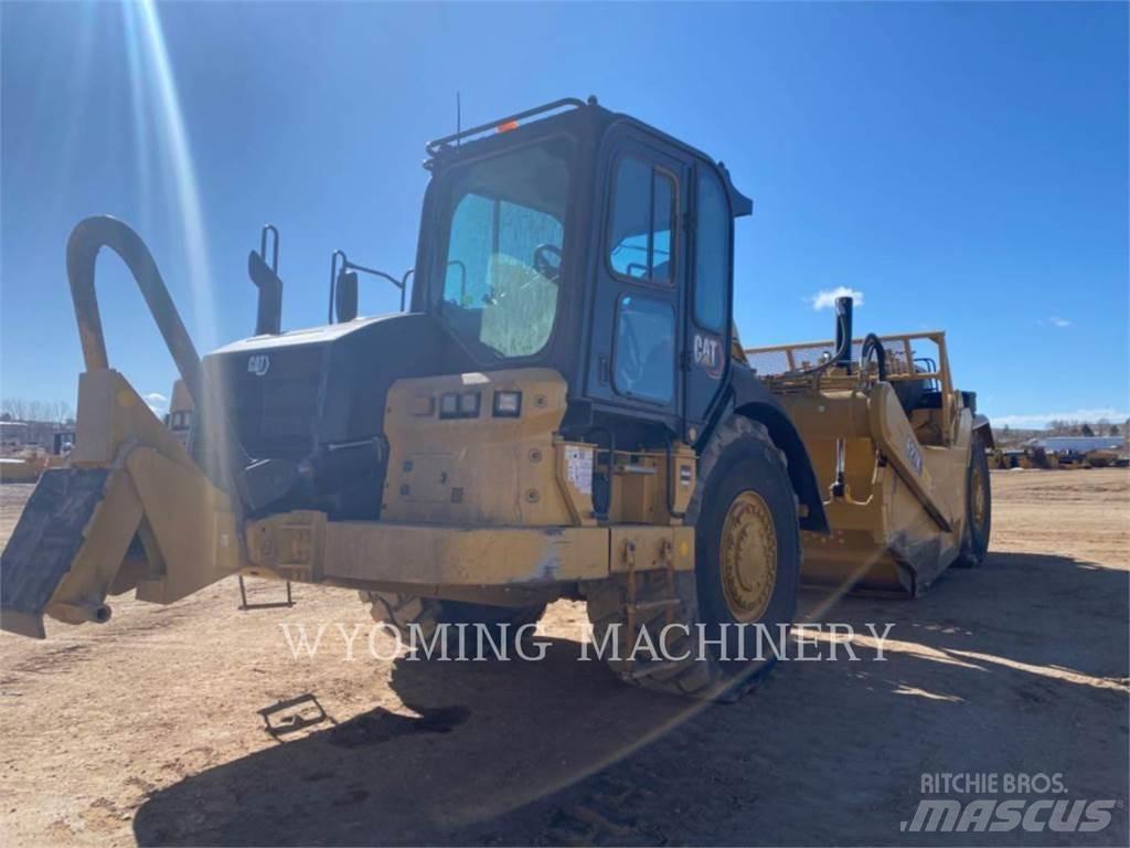 CAT 627K 刮土機
