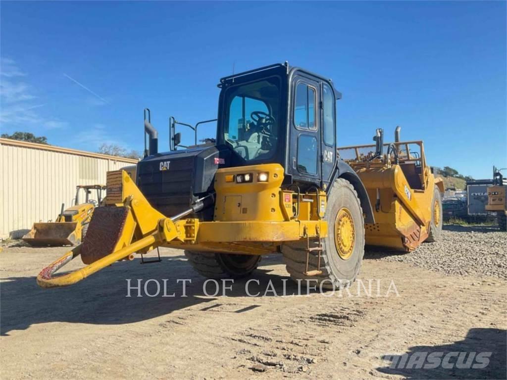 CAT 627K 刮土機
