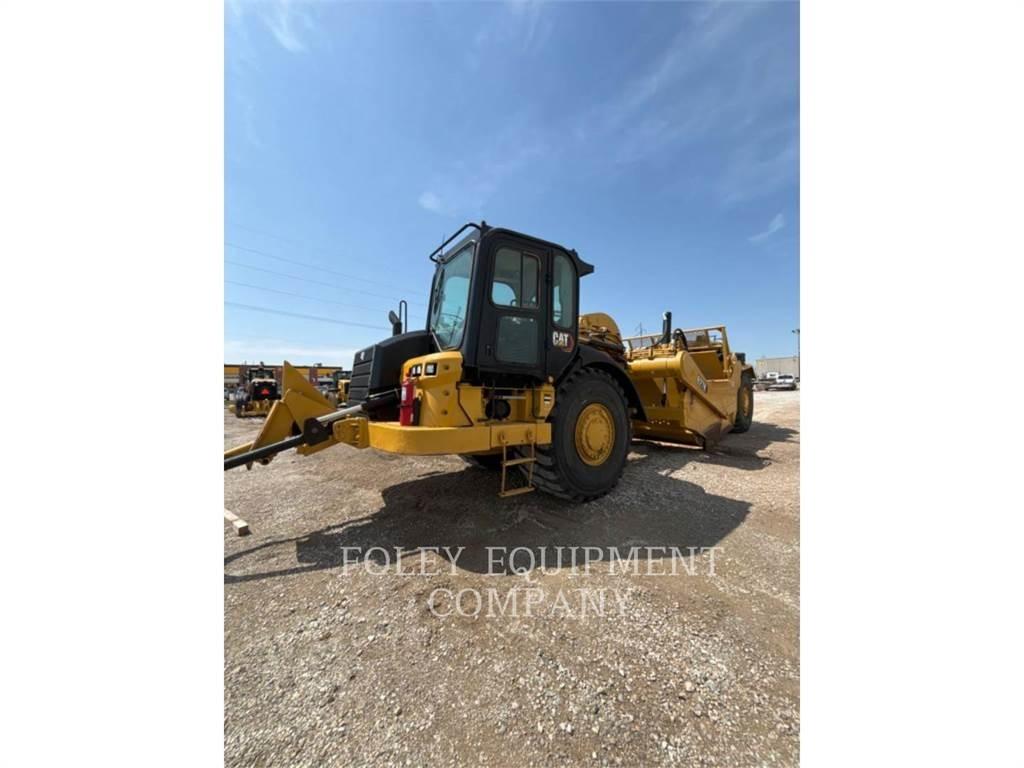 CAT 627K 刮土機