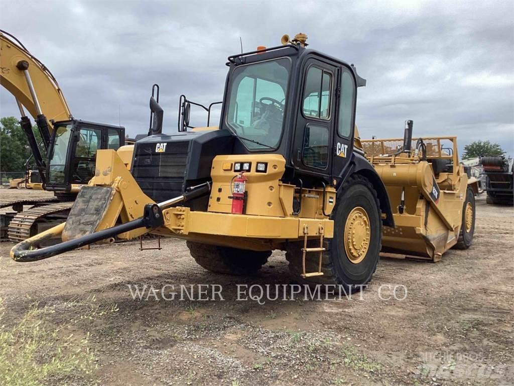 CAT 627K 刮土機