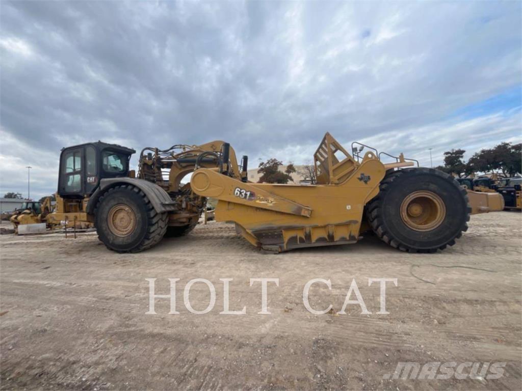 CAT 631 刮土機