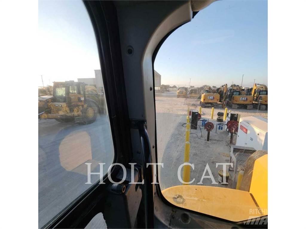 CAT 631K 刮土機