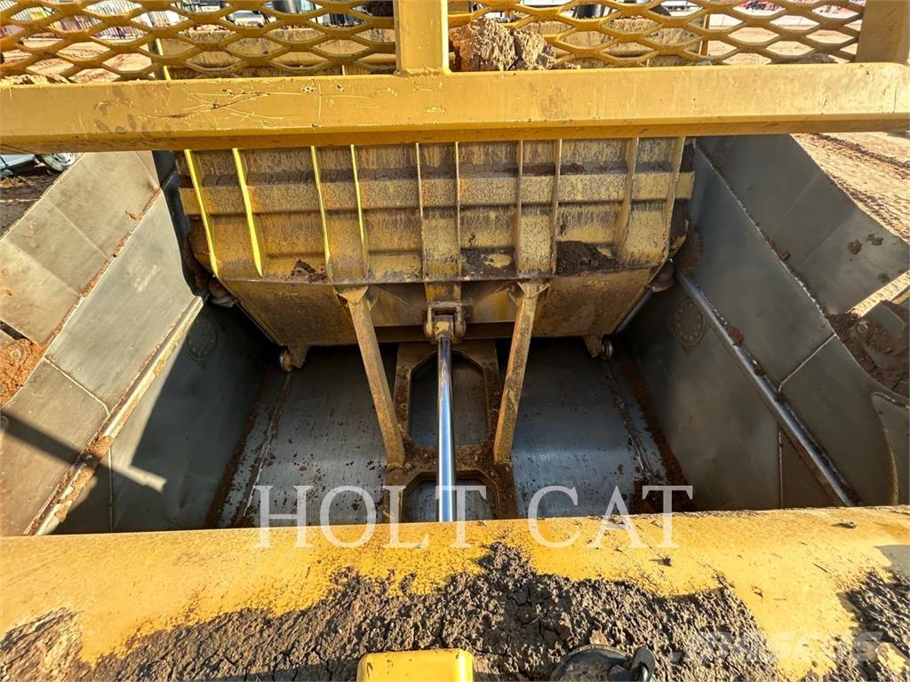 CAT 631K 刮土機