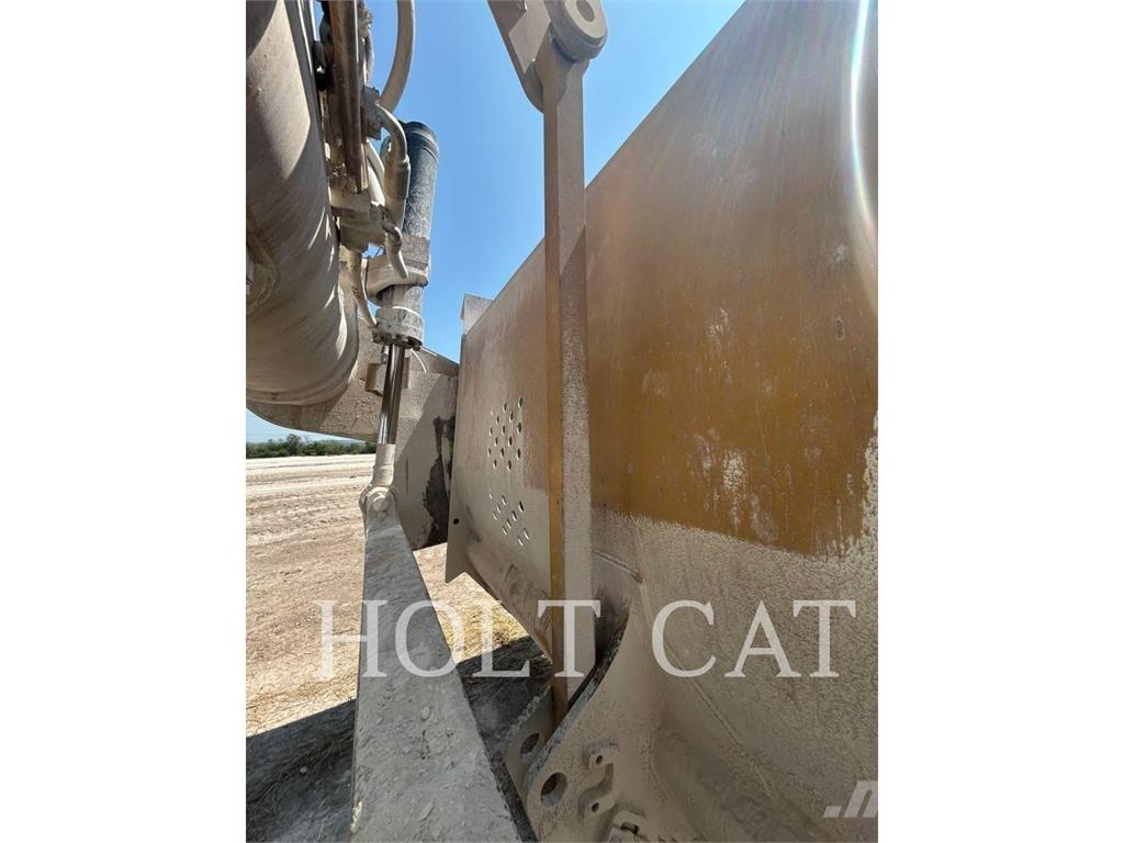 CAT 631K 刮土機