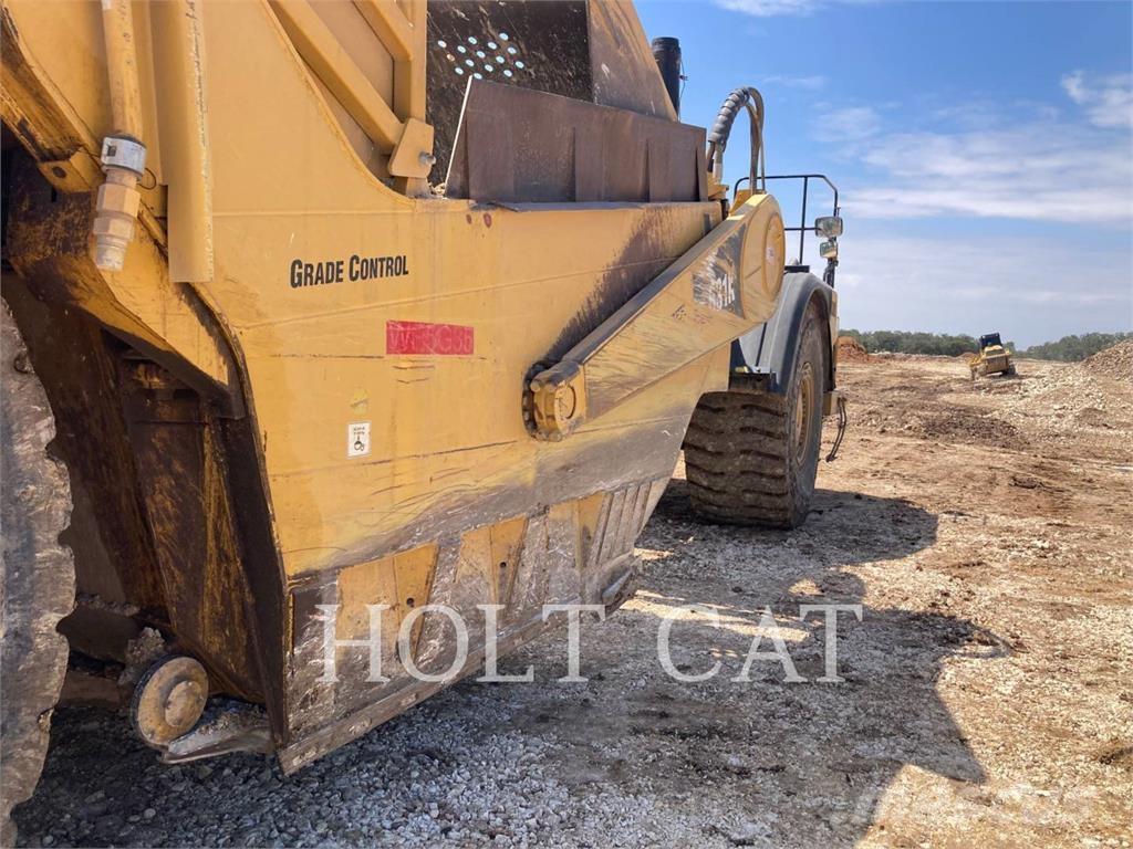 CAT 631K 刮土機