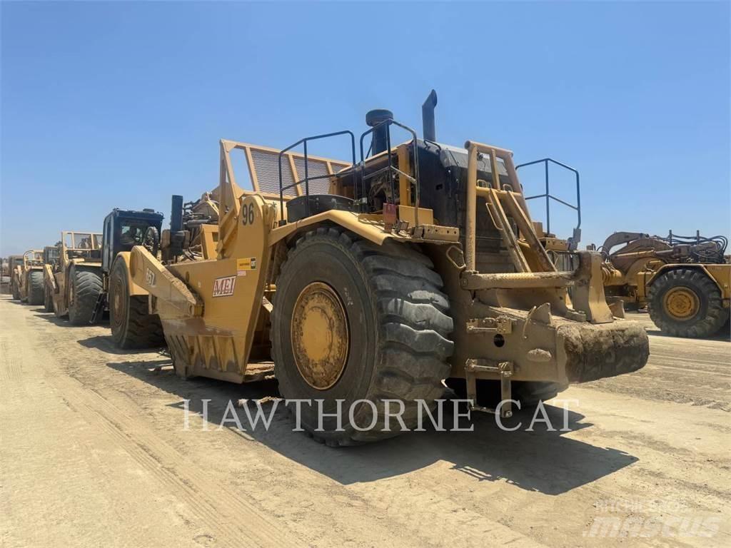 CAT 657 刮土機
