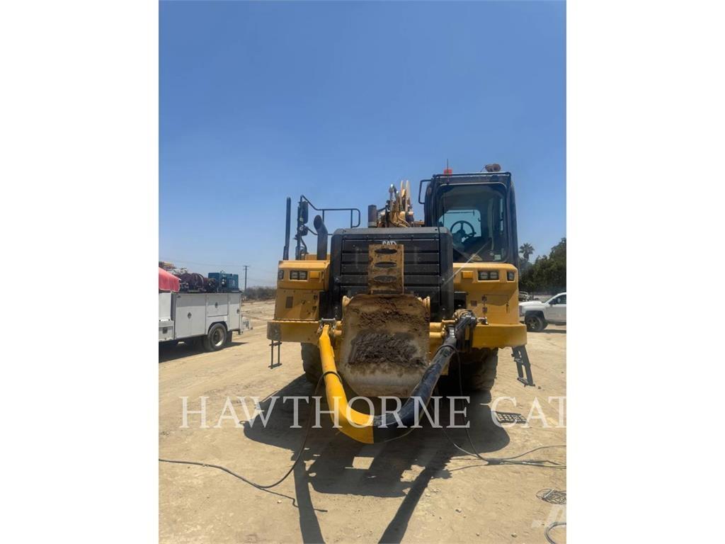 CAT 657 刮土機