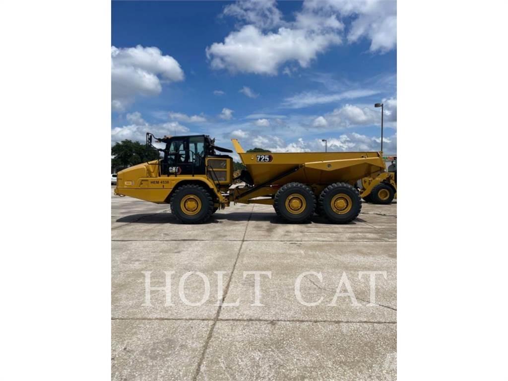 CAT 725 鉸接式起吊車