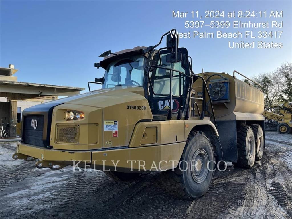 CAT 725 鉸接式起吊車