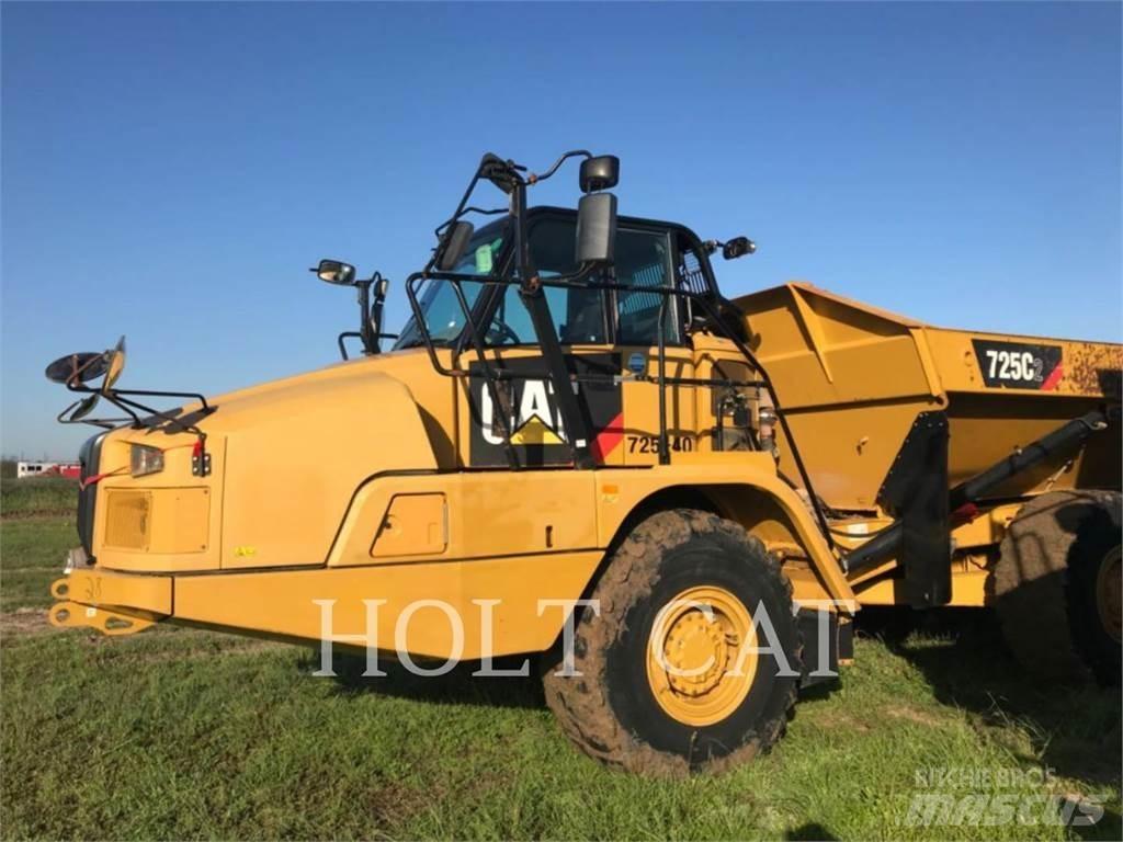 CAT 725C 鉸接式起吊車