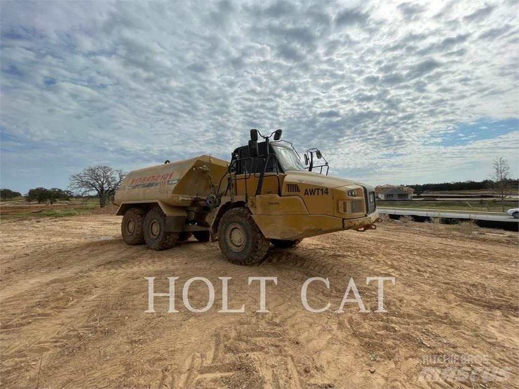 CAT 725C 鉸接式起吊車