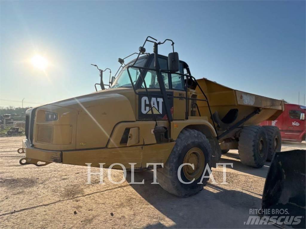 CAT 725C 鉸接式起吊車