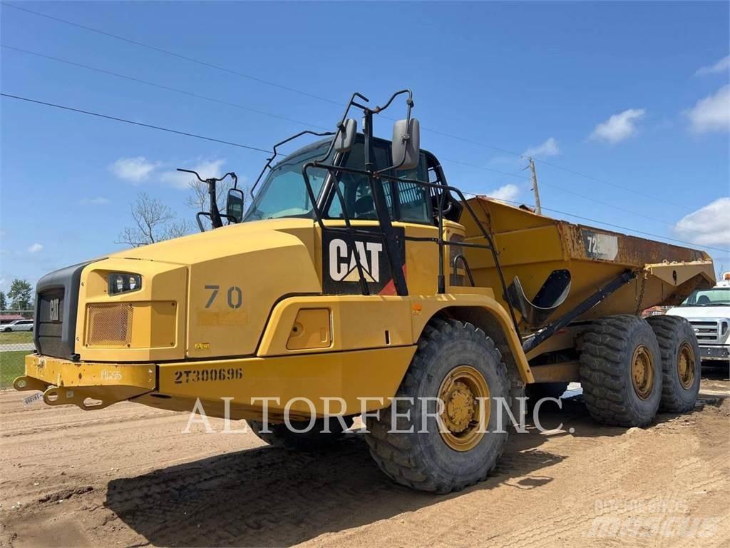 CAT 725C2 鉸接式起吊車