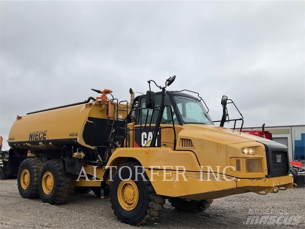 CAT 725C2 WT 鉸接式起吊車