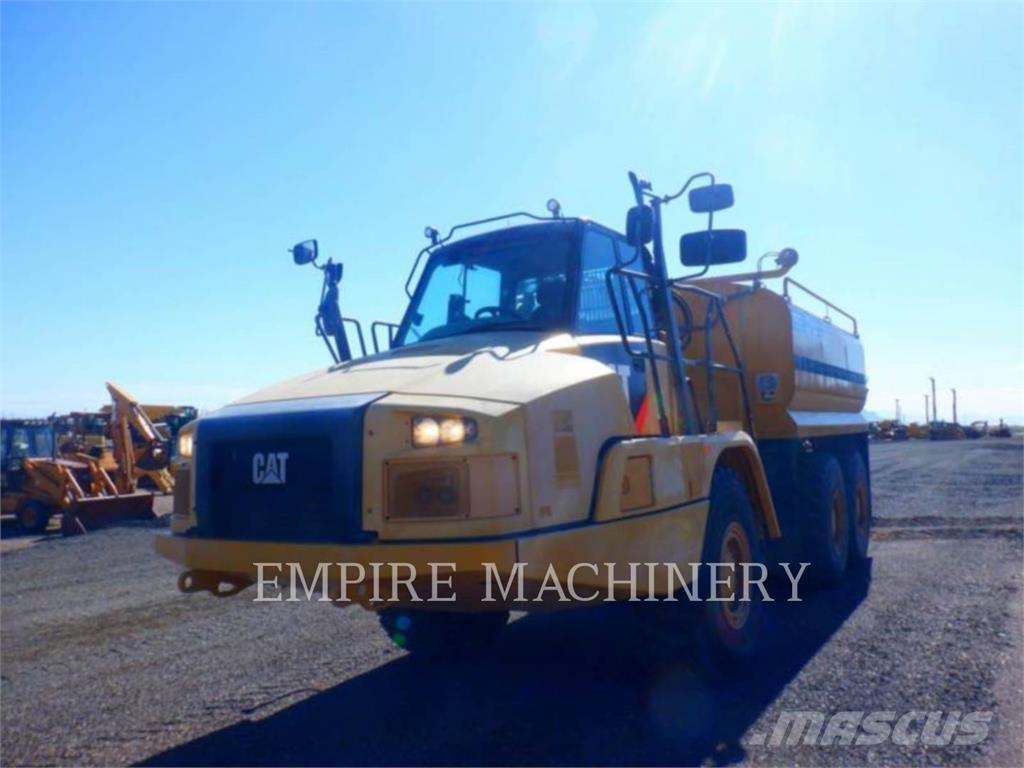 CAT 725C2 WT Water tankers