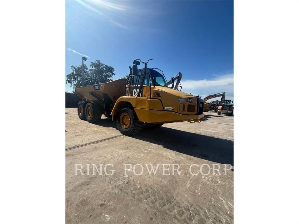CAT 725C2TG 鉸接式起吊車