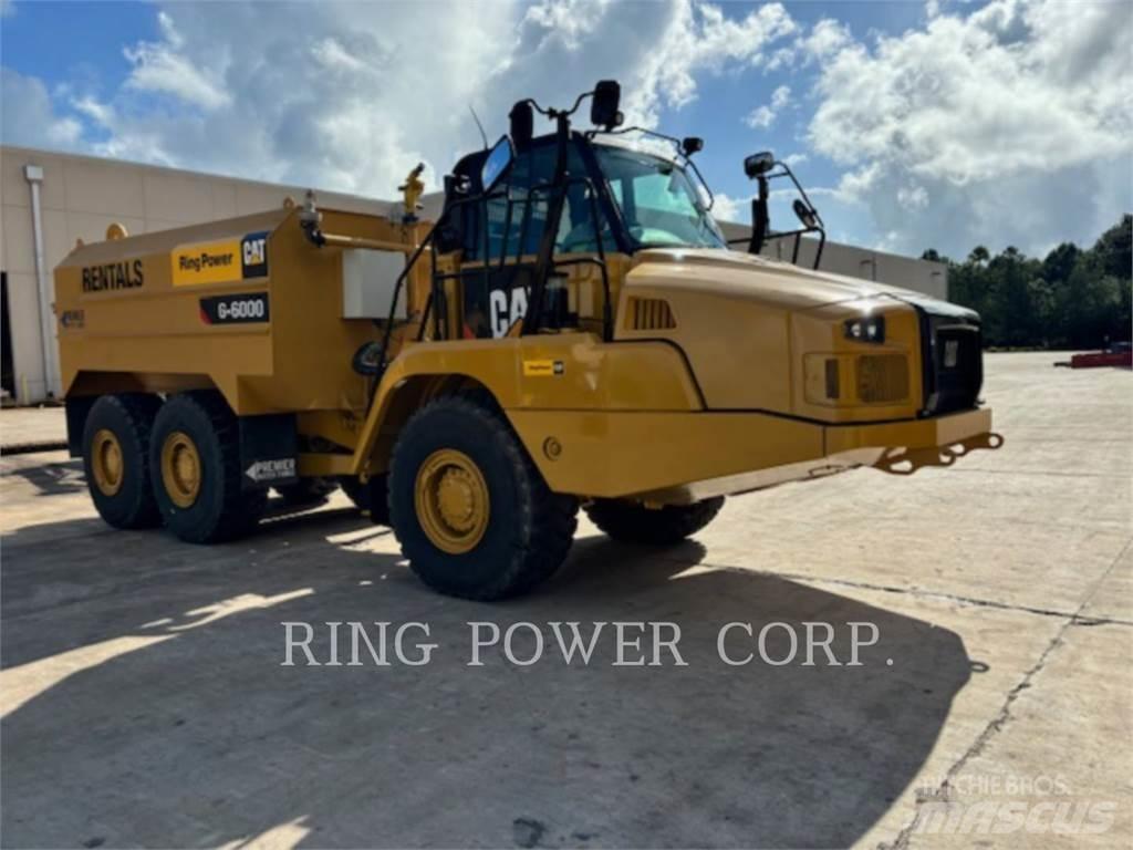 CAT 725CWW 運油車