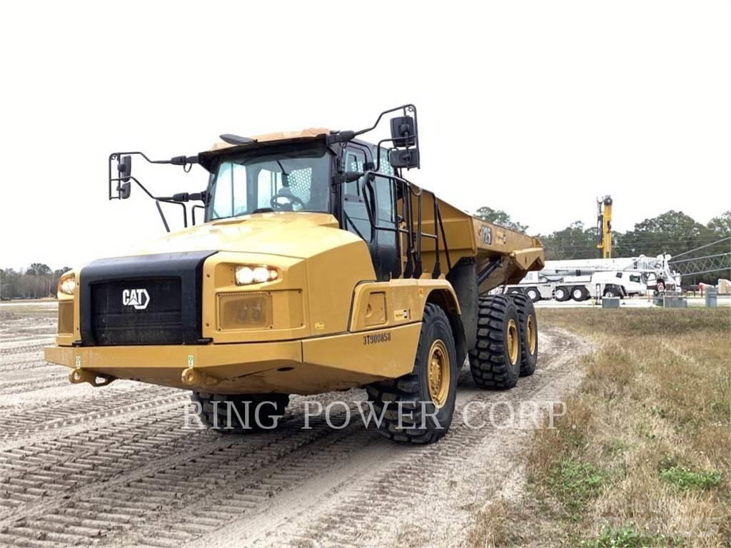 CAT 725TG 鉸接式起吊車