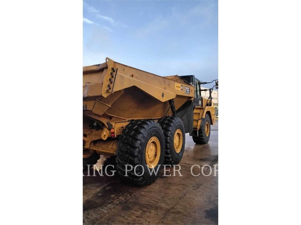 CAT 725TG 鉸接式起吊車