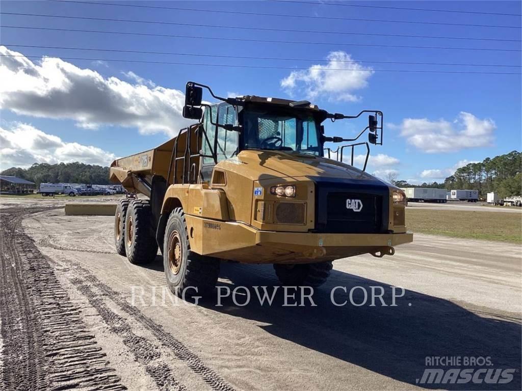 CAT 725TG 鉸接式起吊車