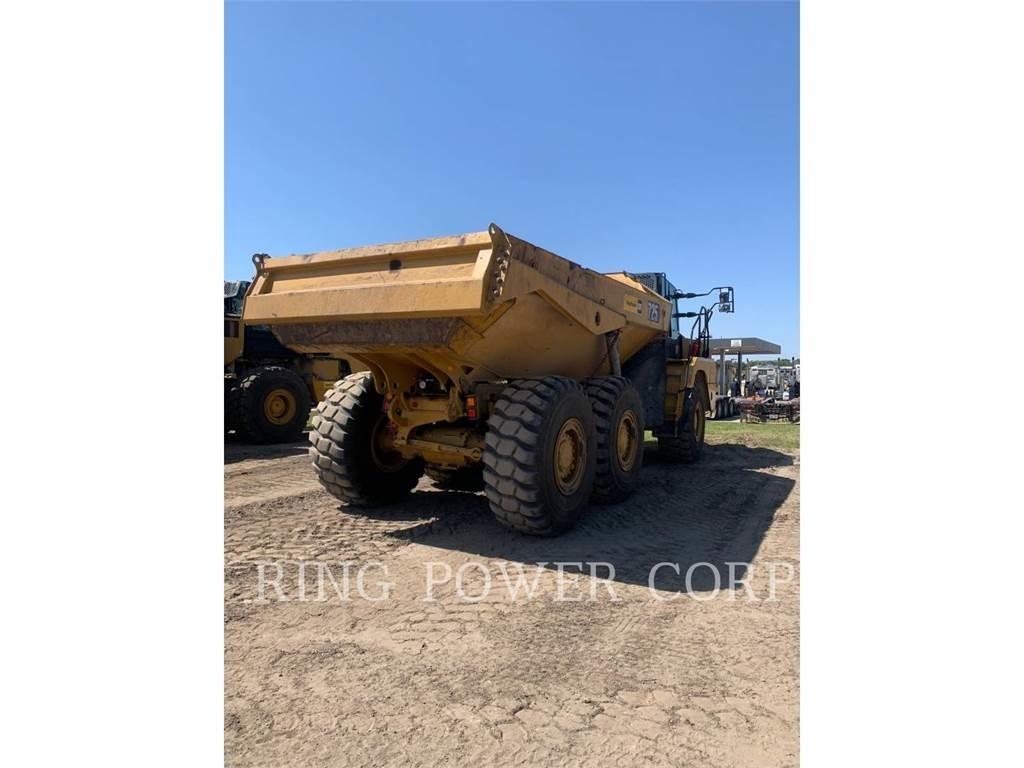 CAT 725TG 鉸接式起吊車