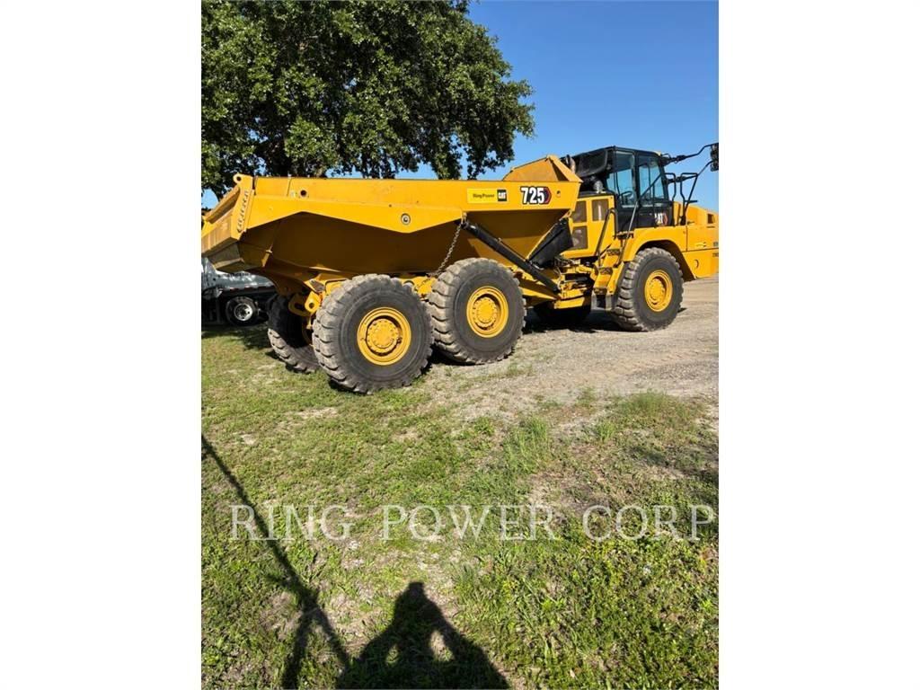 CAT 725TG 鉸接式起吊車