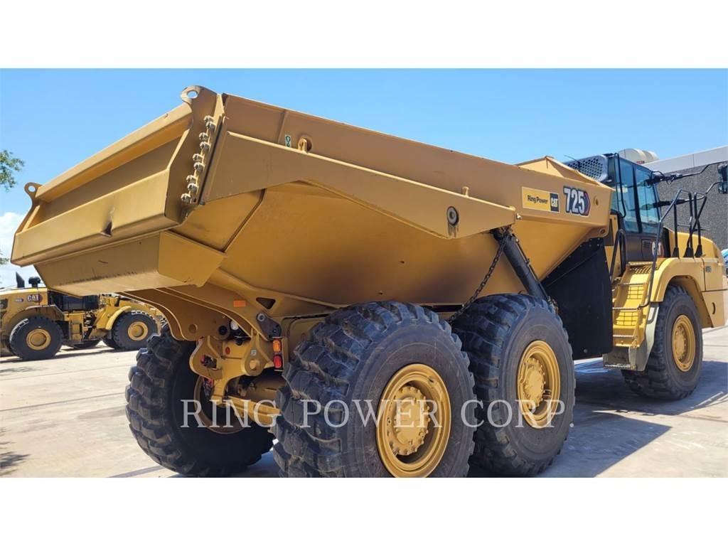 CAT 725TG 鉸接式起吊車