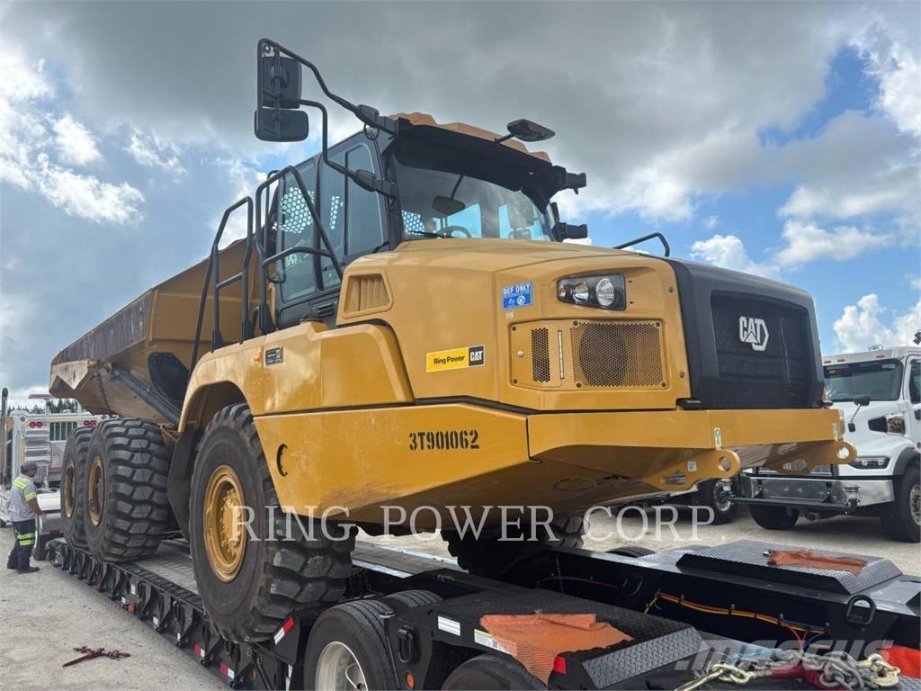 CAT 725TG 鉸接式起吊車