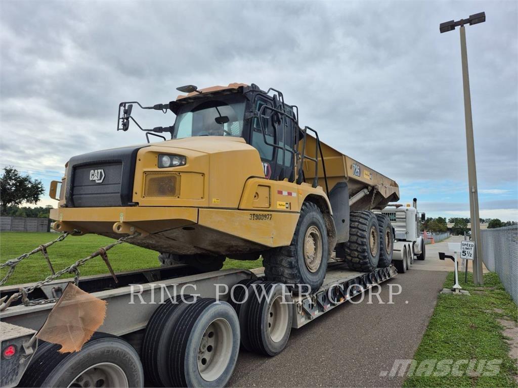 CAT 725TG 鉸接式起吊車