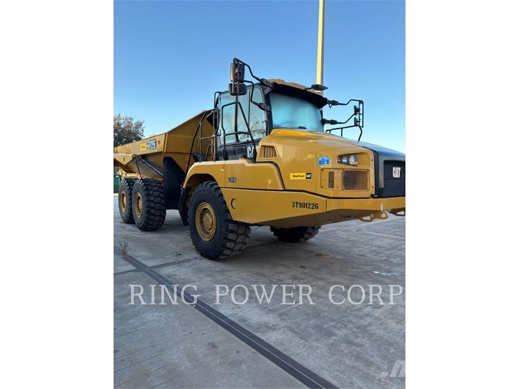 CAT 725TG 鉸接式起吊車