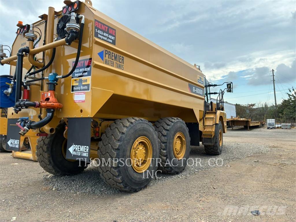CAT 725WW 鉸接式起吊車