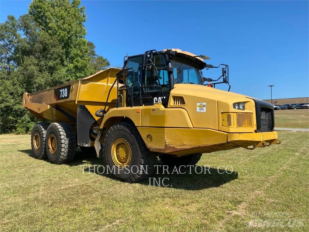 CAT 730 鉸接式起吊車