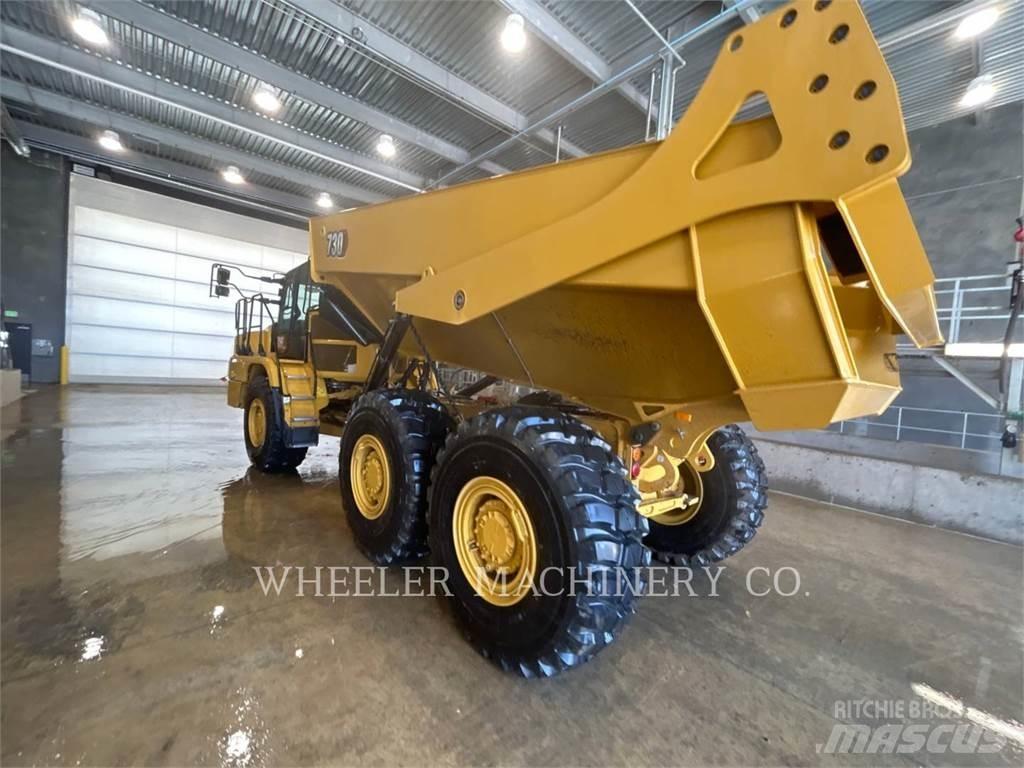 CAT 730 鉸接式起吊車